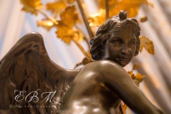 statue angel